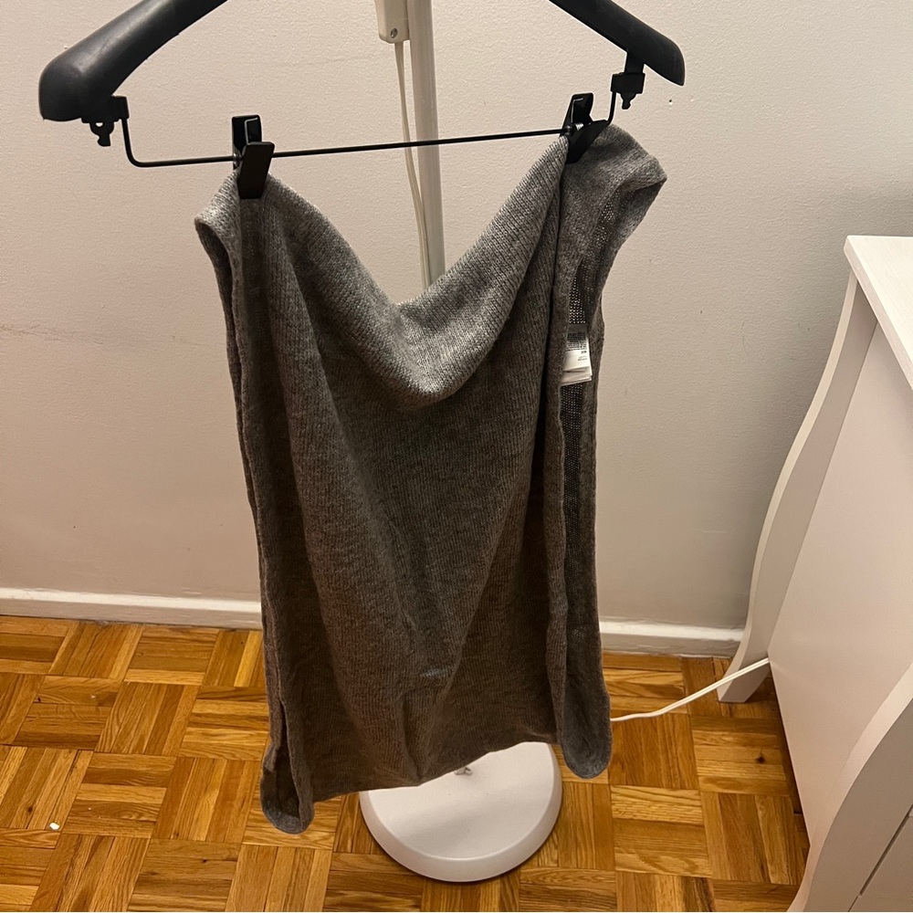 H&M Soft Gray Knit Scarf